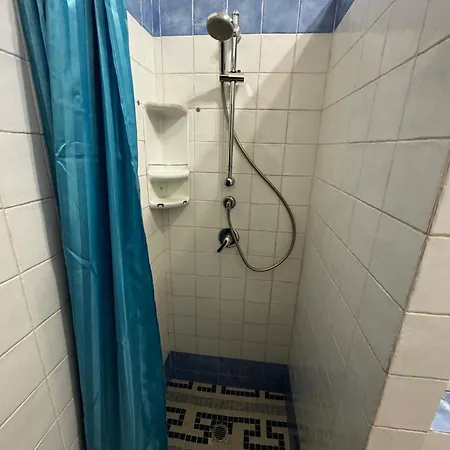 Mezzano فندق مبيت وإفطار 3*