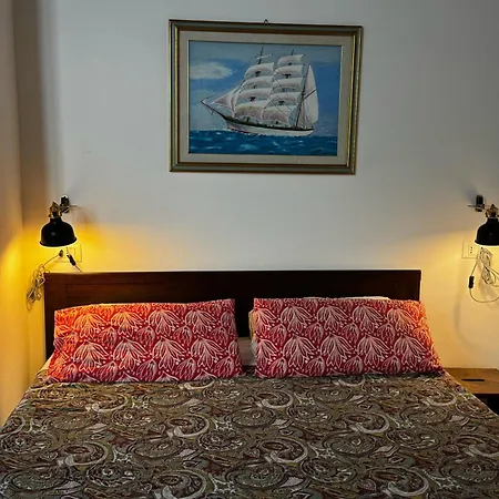 Bed & Breakfast Mezzano 3*